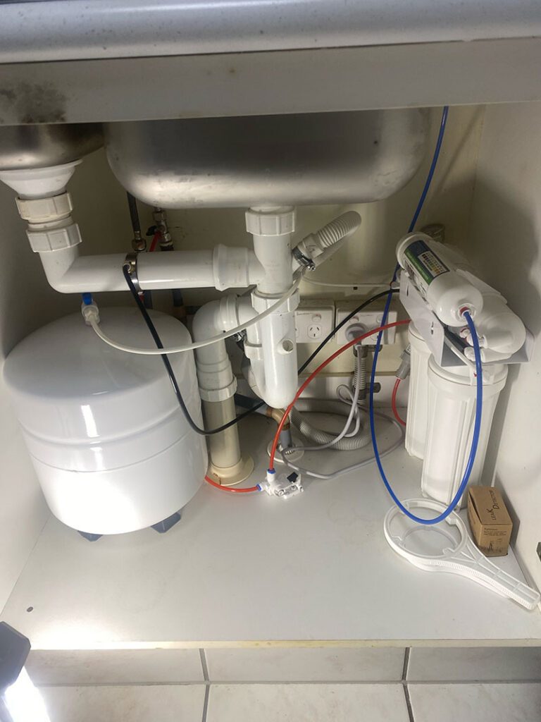 Under sink RO unit